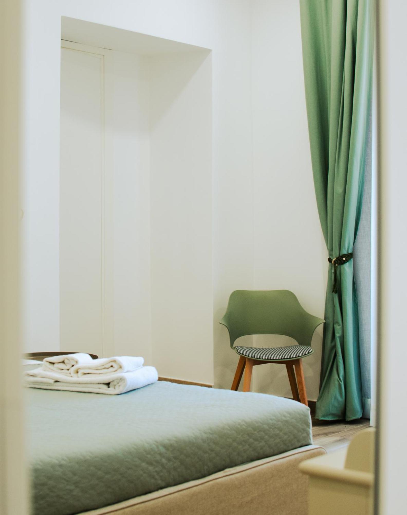 B&B Lara'S Home By I Borbone Naples Extérieur photo