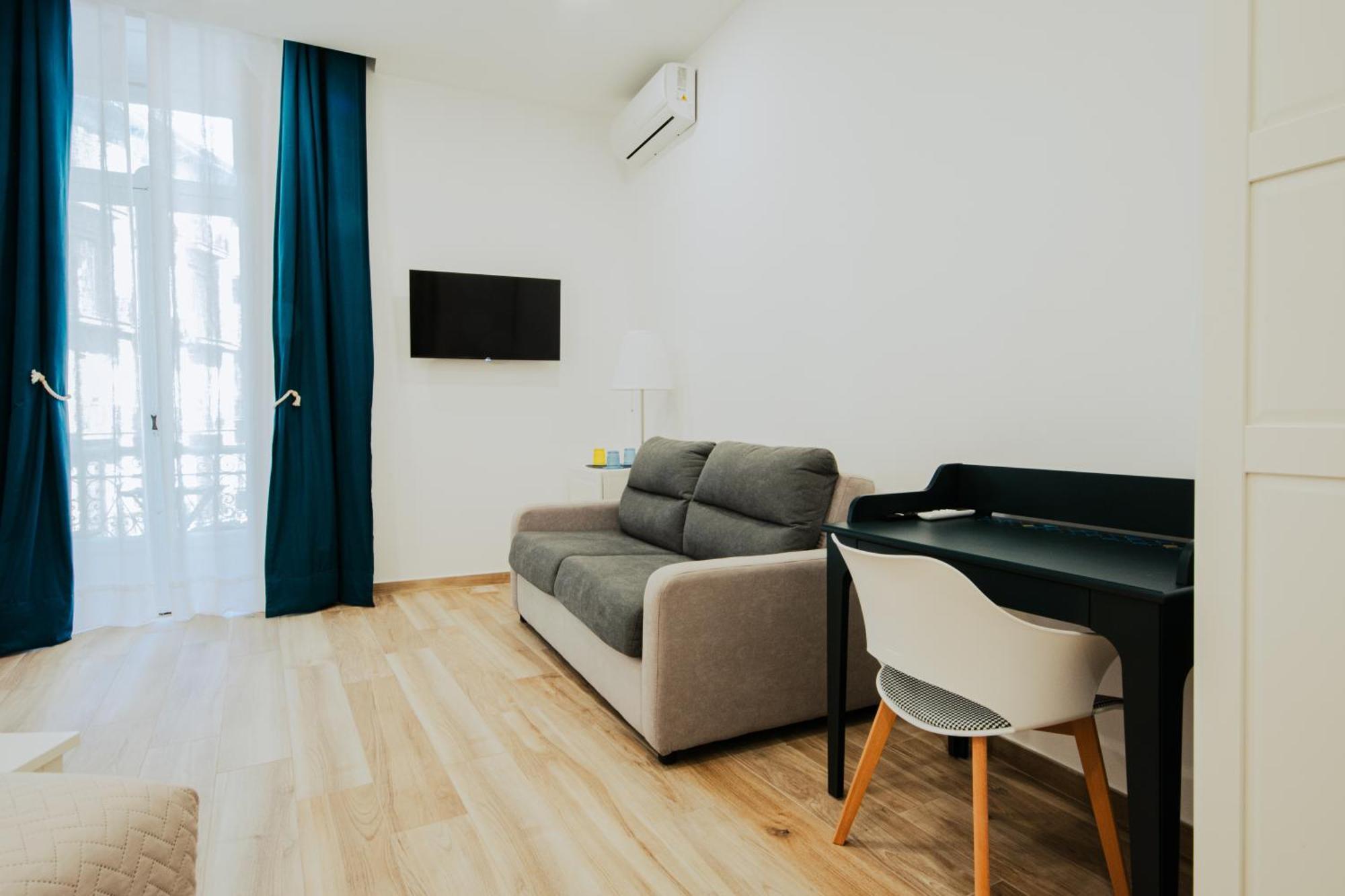 B&B Lara'S Home By I Borbone Naples Extérieur photo