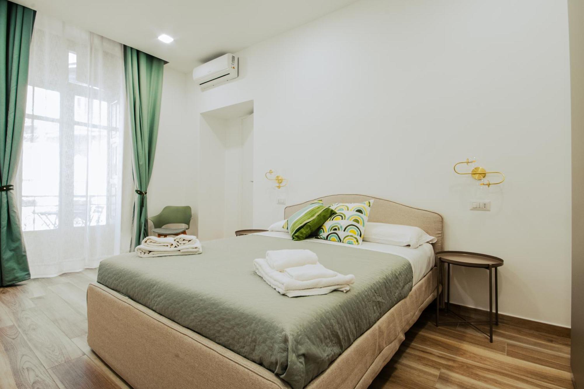 B&B Lara'S Home By I Borbone Naples Extérieur photo